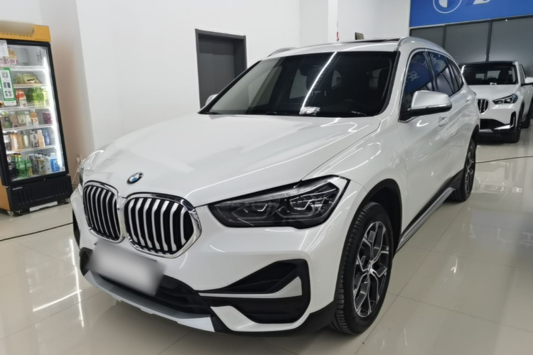 BMW X1 2021 car image #2
