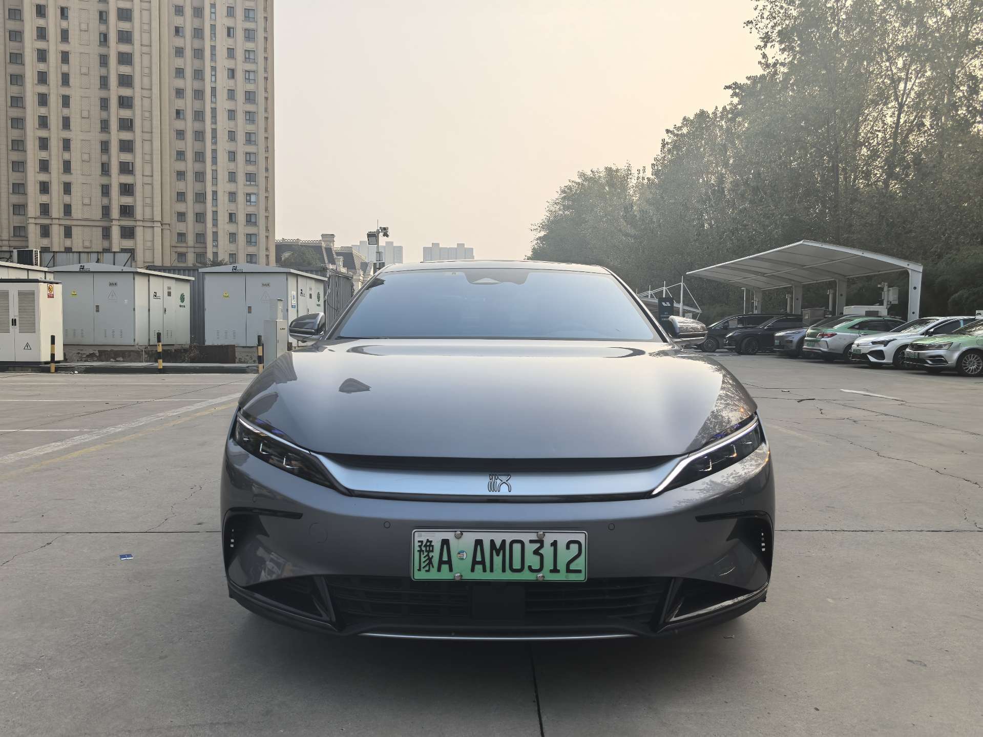 BYD Han 2023 صورة سيارة #2