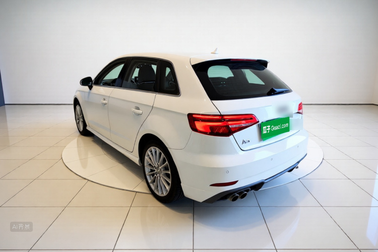 Audi A3 2018 car image #5