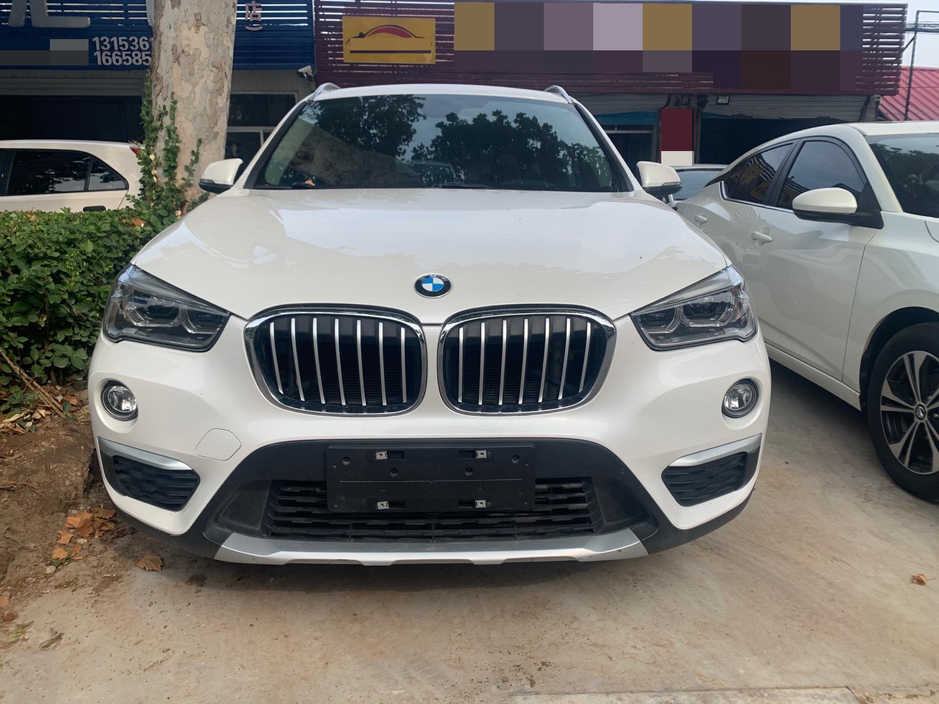 2019 car image #3