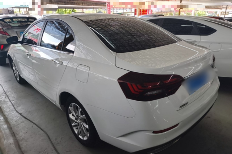 GEELY Emgrand 2021 car image #5