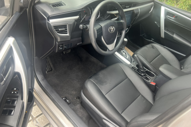 Toyota Corolla 2018 #12 Toyota Corolla 2018 car image #12