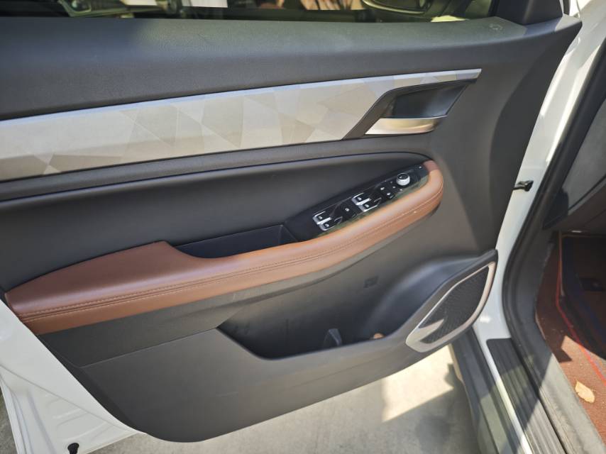 GEELY Vision X6 2022 car image #5