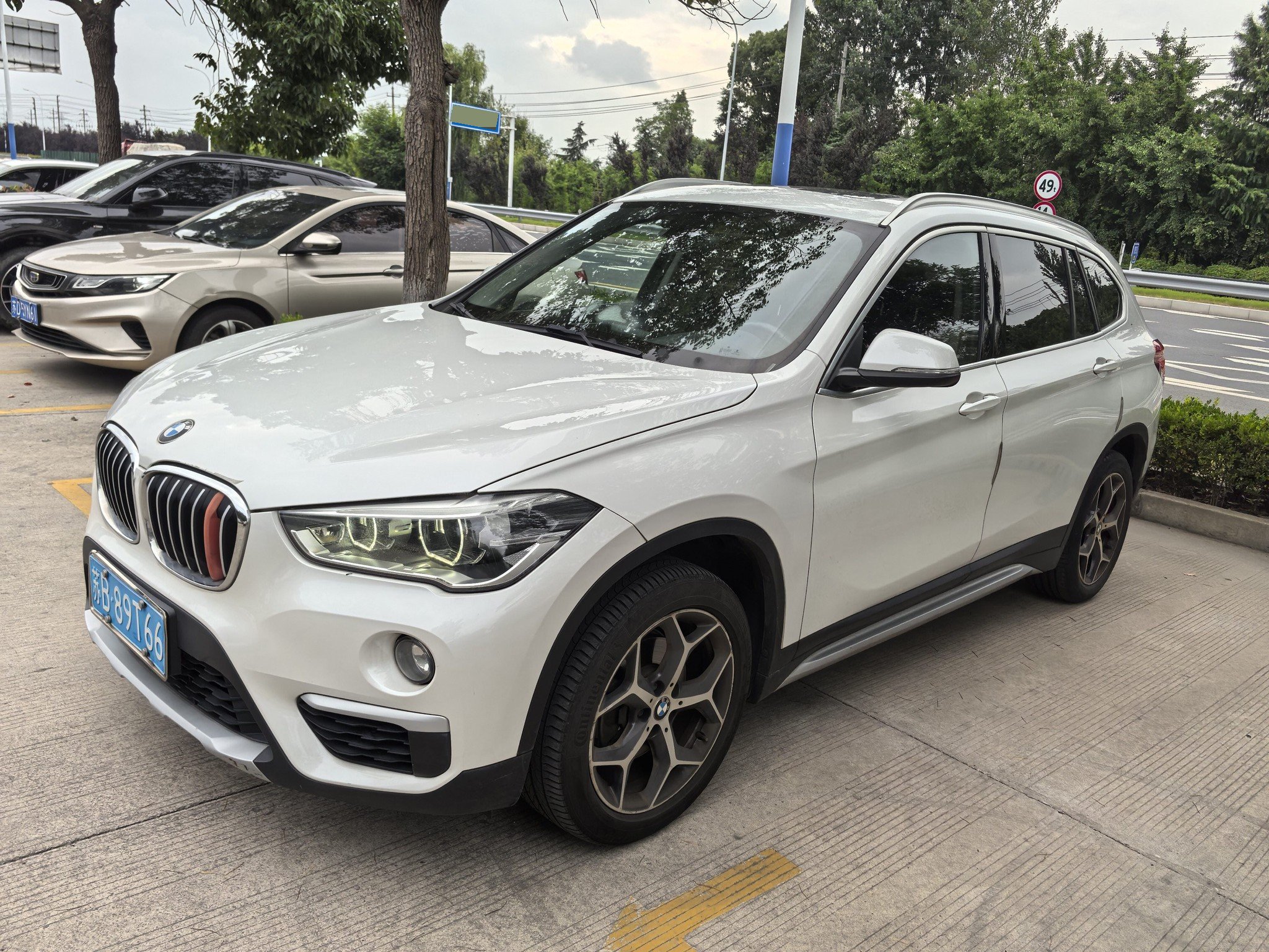 2019 2019 car image