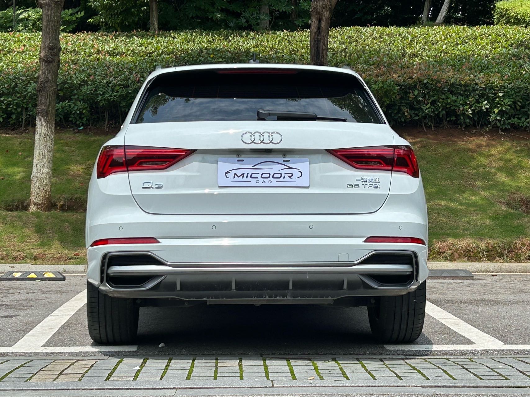 Audi Q3 2022 car image #15