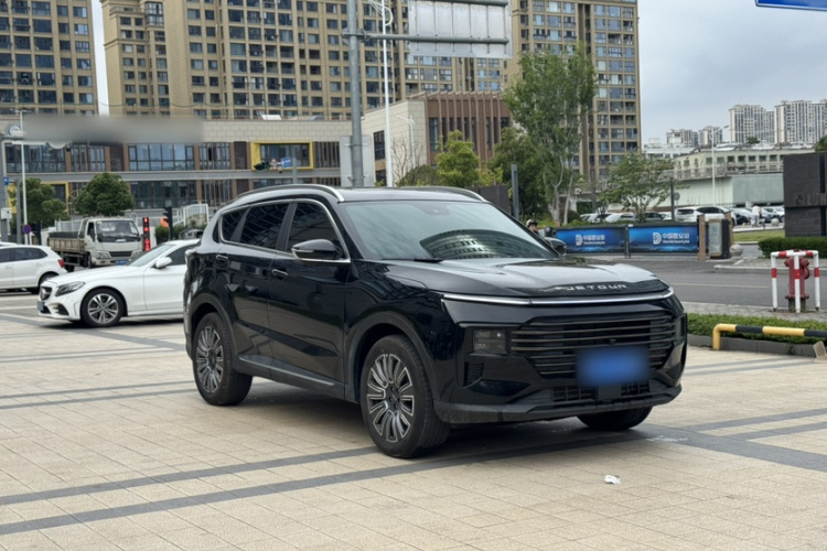 Jetour X70 PLUS 2026 car image #4