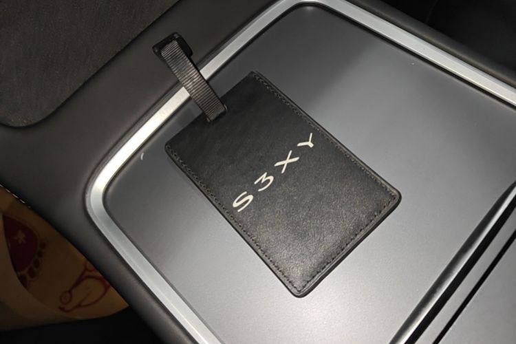 Tesla Model Y 2023 #9 Tesla Model Y 2023 car image #9