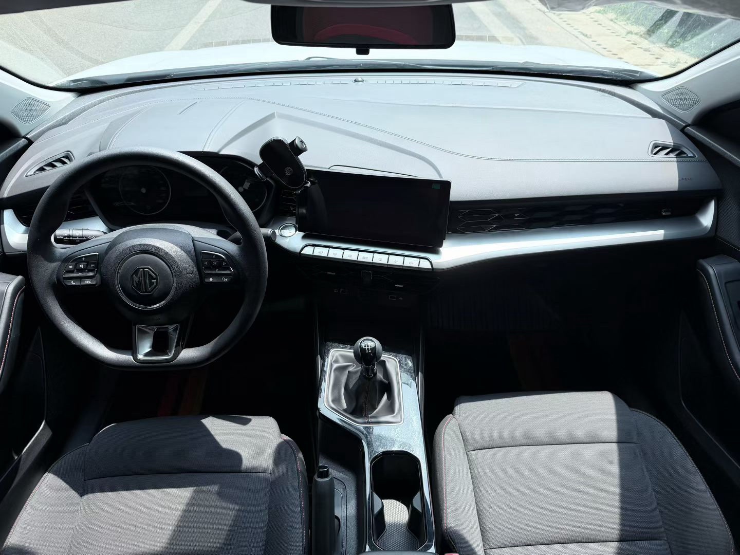 MG 5 2024 imagen de coche #7