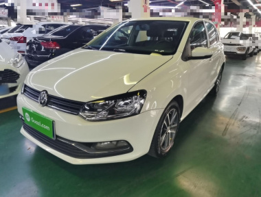 Volkswagen Polo 2016 Volkswagen Polo 2016 car image