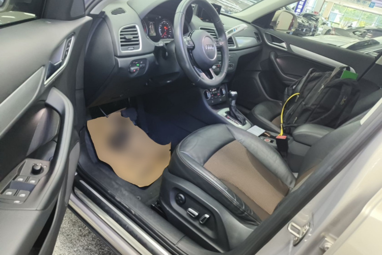 Audi Q3 2018 #15 Audi Q3 2018 car image #15