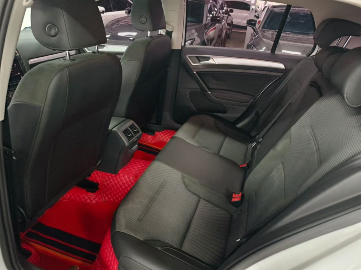 Volkswagen Golf 2019 #7 Volkswagen Golf 2019 car image #7