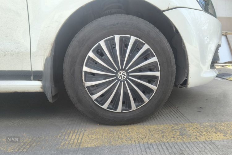 Volkswagen Polo 2018 car image #9