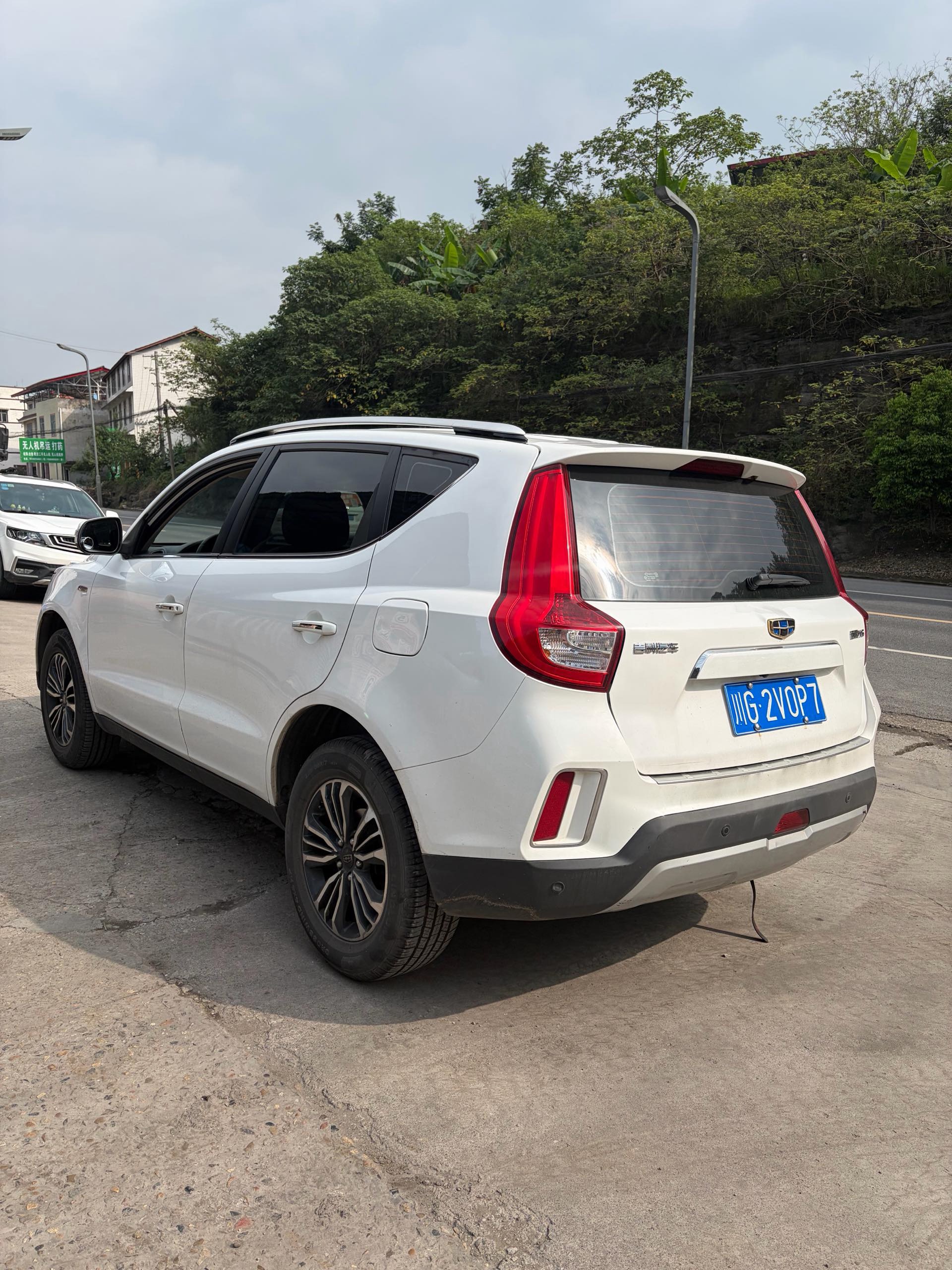 GEELY Vision X6 2017 car image #6
