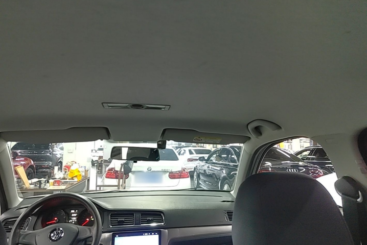 Volkswagen Lavida 2018 car image #18
