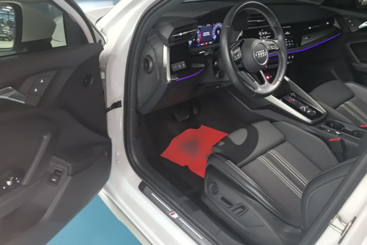Audi A3 2024 car image #16