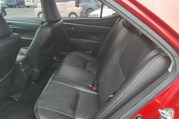 Toyota Corolla 2015 car image #17