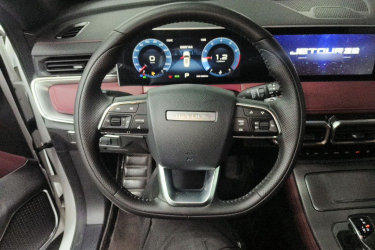 Jetour X70 PLUS 2024 #15 Jetour X70 PLUS 2024 car image #15