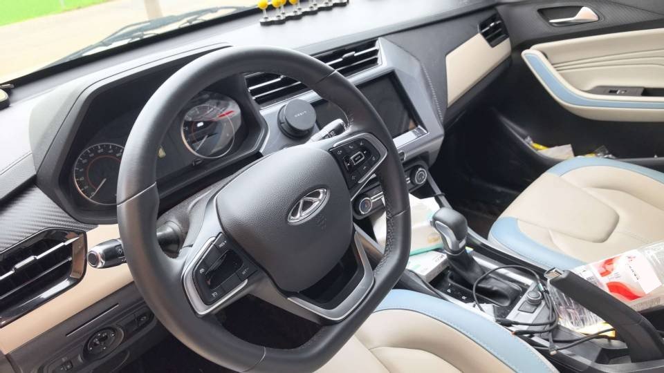 Chery Tiggo 3x 2023 car image #2