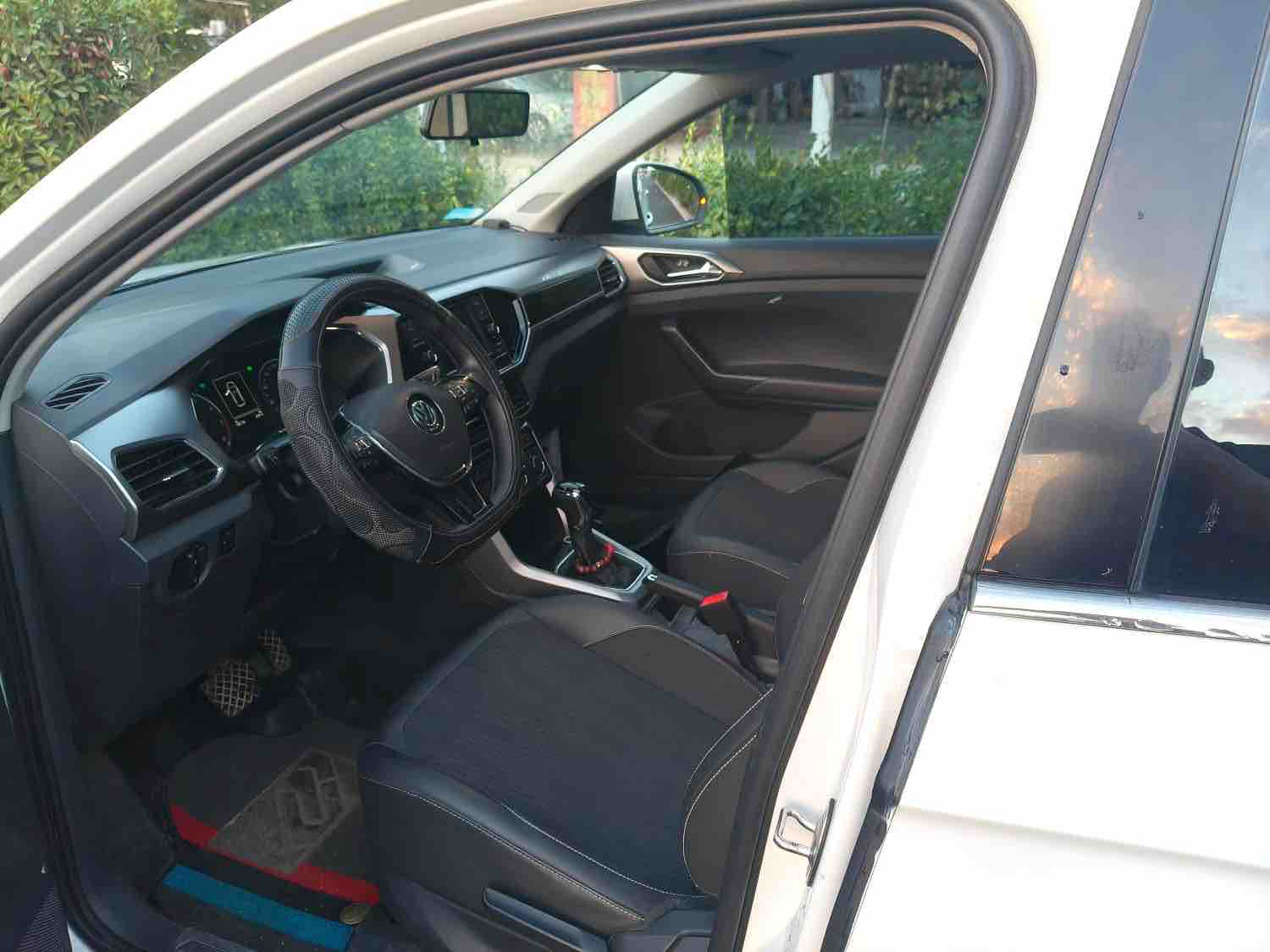 Volkswagen T-Cross 2020 #6 Volkswagen T-Cross 2020 صورة سيارة #6