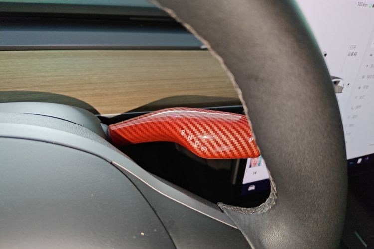 Tesla Model Y 2021 #18 Tesla Model Y 2021 car image #18