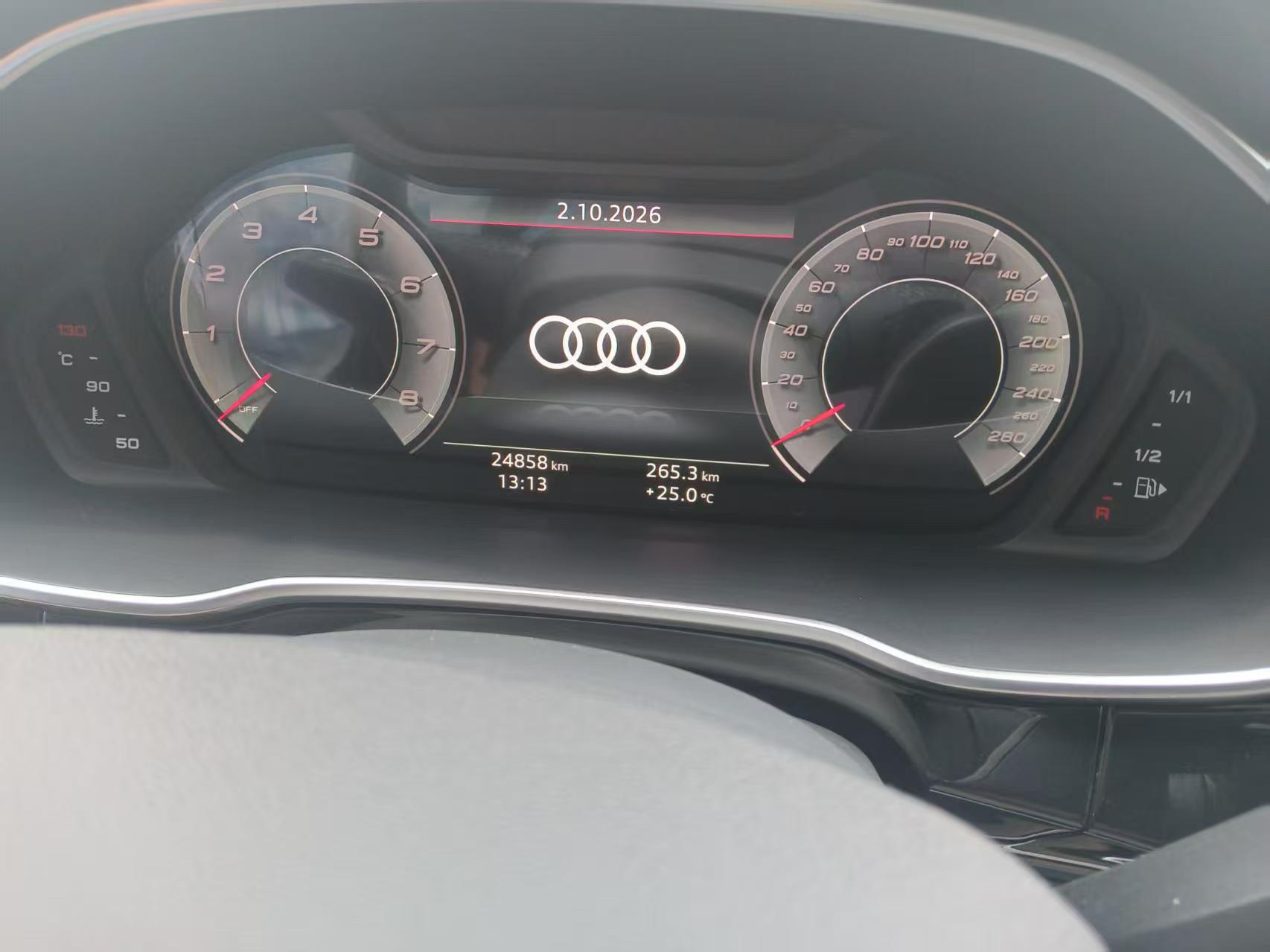 Audi Q3 2023 #6 Audi Q3 2023 car image #6
