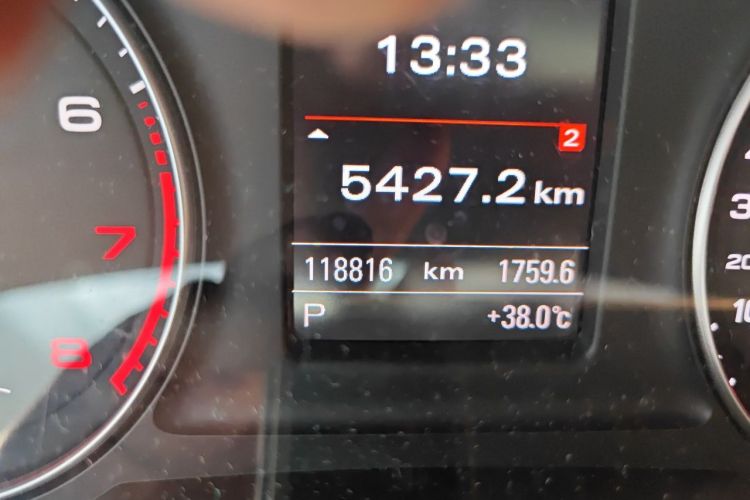 Audi Q3 2015 #8 Audi Q3 2015 car image #8