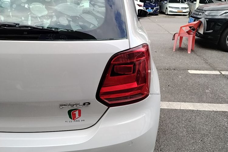 Volkswagen Polo 2015 #8 Volkswagen Polo 2015 car image #8