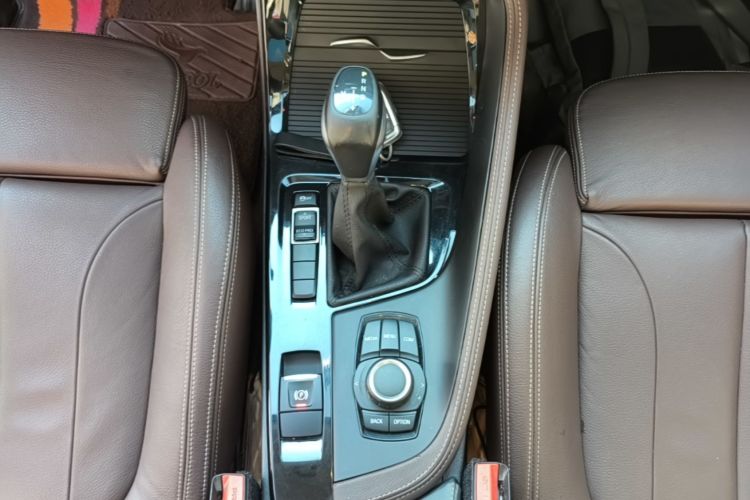 BMW X1 2019 car image #14