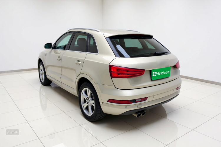 Audi Q3 2018 #5 Audi Q3 2018 car image #5