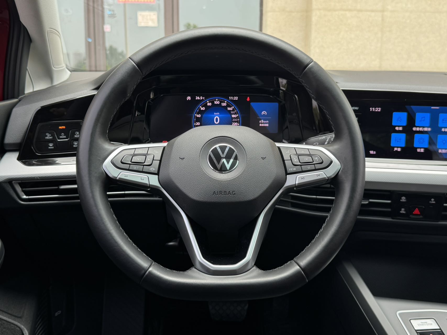 Volkswagen Golf 2021 car image #9