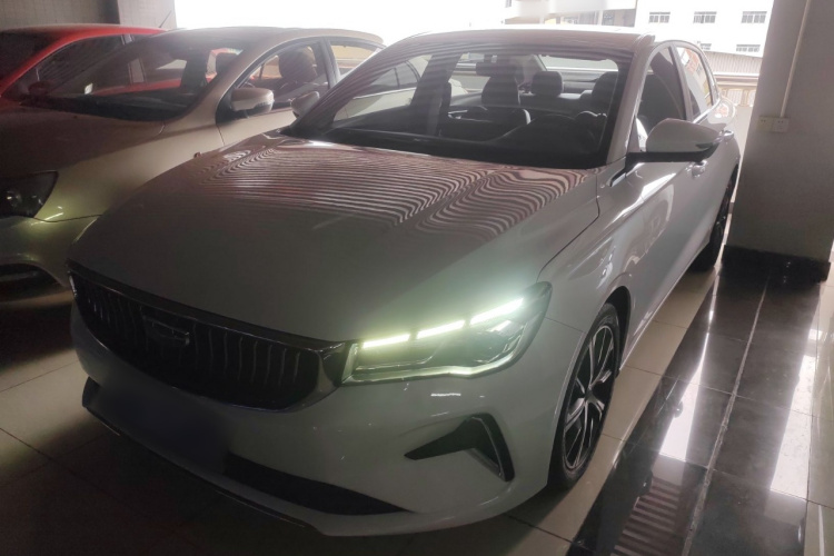 GEELY Emgrand 2022 imagem de carro #2