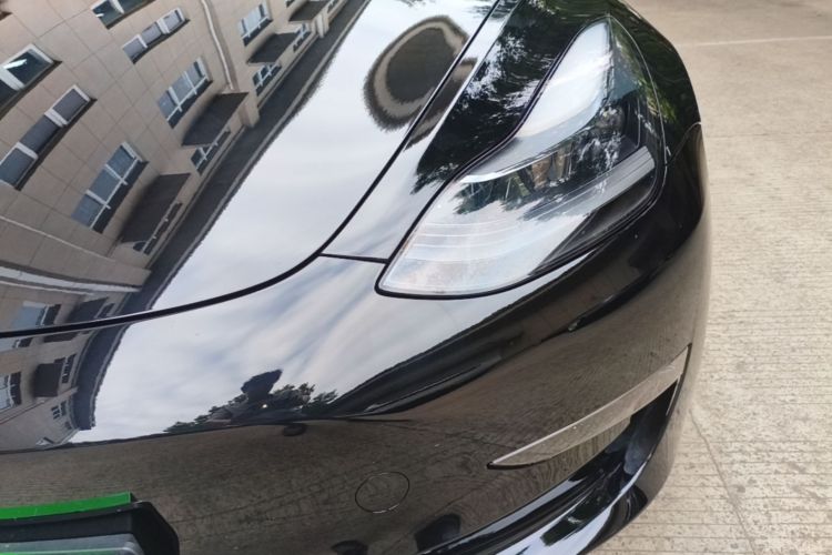 Tesla Model 3 2022 car image #23