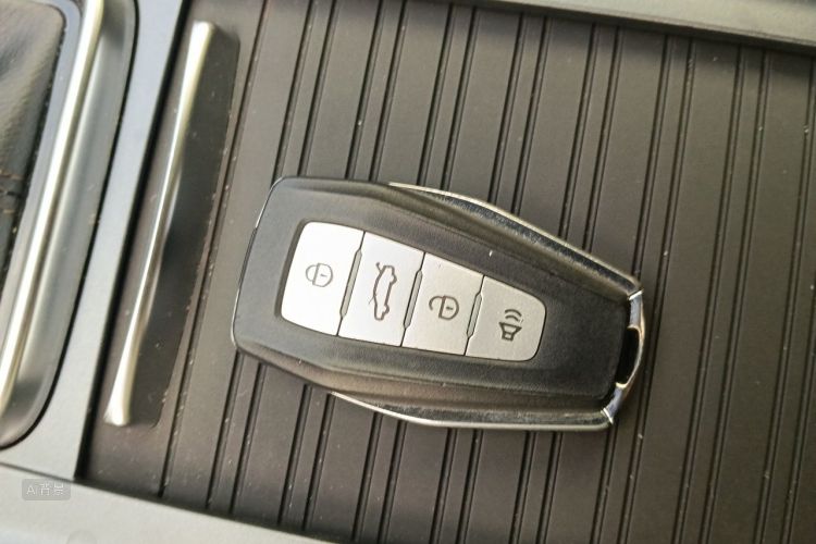 GEELY Emgrand 2020 car image #10