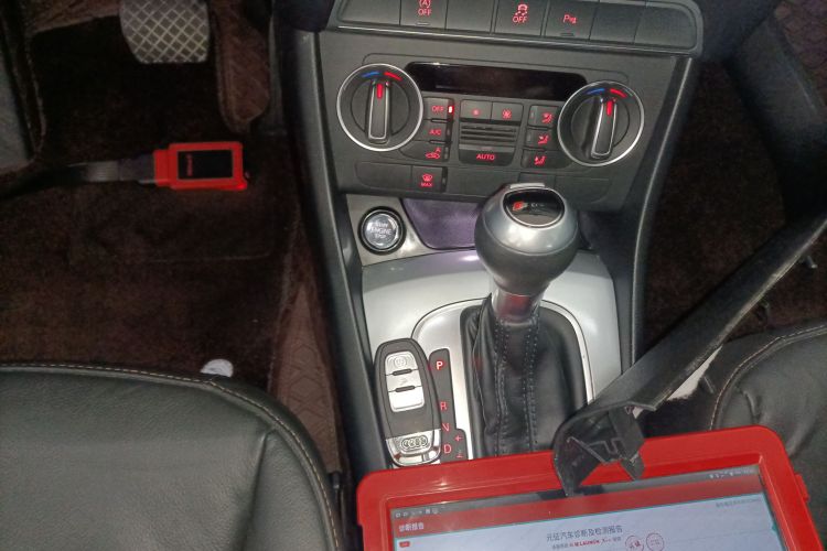 Audi Q3 2018 image de voiture #18