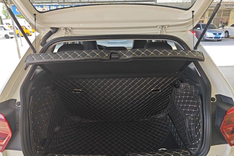 Volkswagen Polo 2020 car image #21