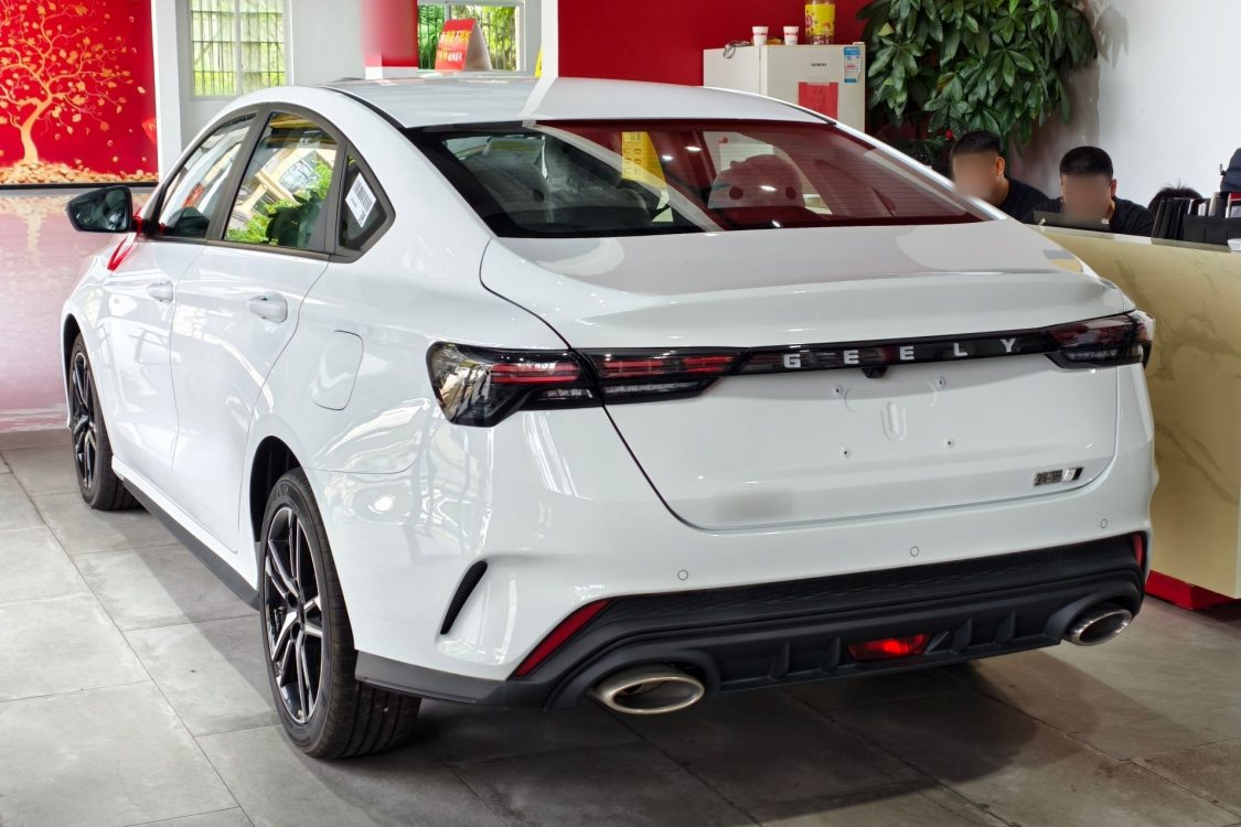 GEELY Binray #6 GEELY Binray صورة سيارة #6
