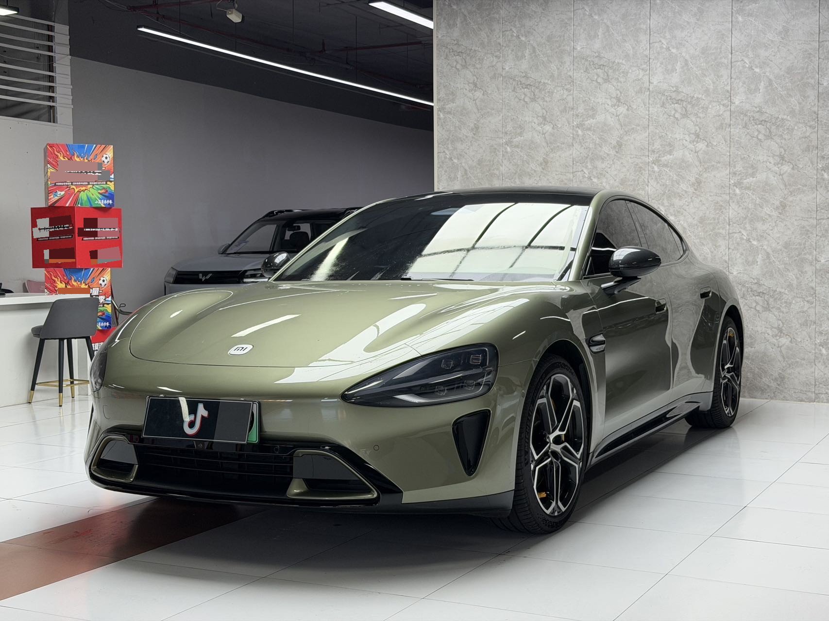 MI SU7 2024 MI SU7 2024 car image