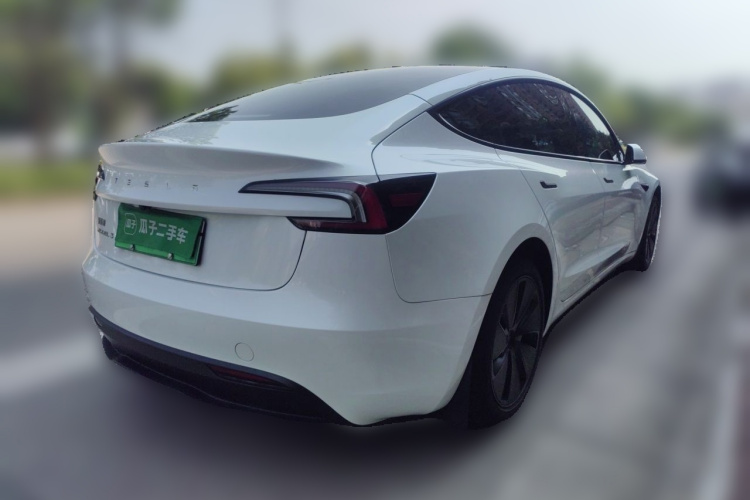Tesla Model 3 2025 #5 Tesla Model 3 2025 car image #5