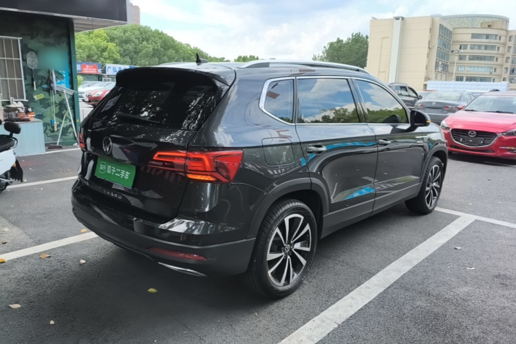 Volkswagen Tharu 2023 car image #7