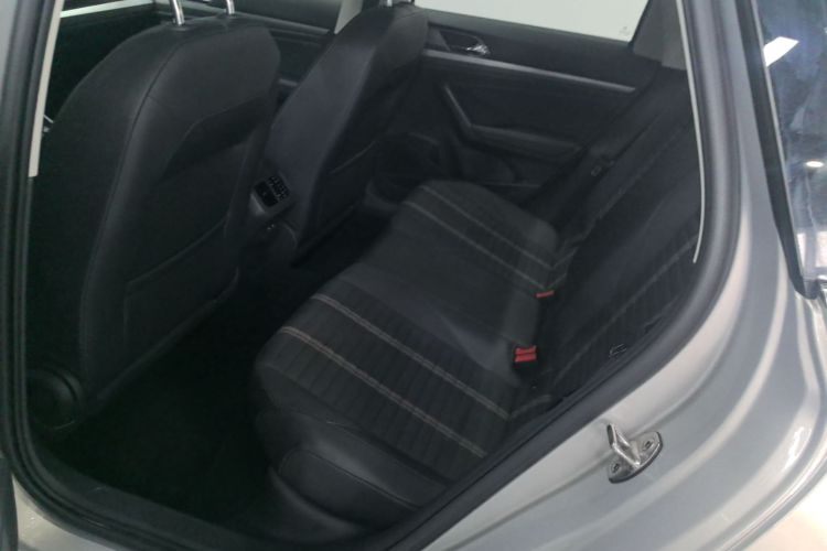 Volkswagen Lavida 2019 #13 Volkswagen Lavida 2019 car image #13