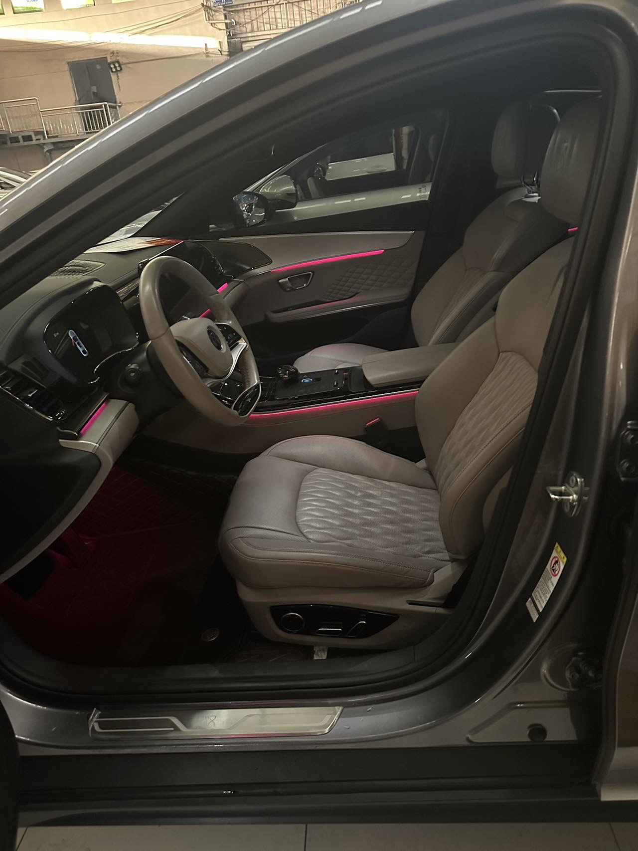 BYD Han 2024 #4 BYD Han 2024 immagine di auto #4