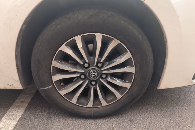 Toyota Corolla 2017 car image #9