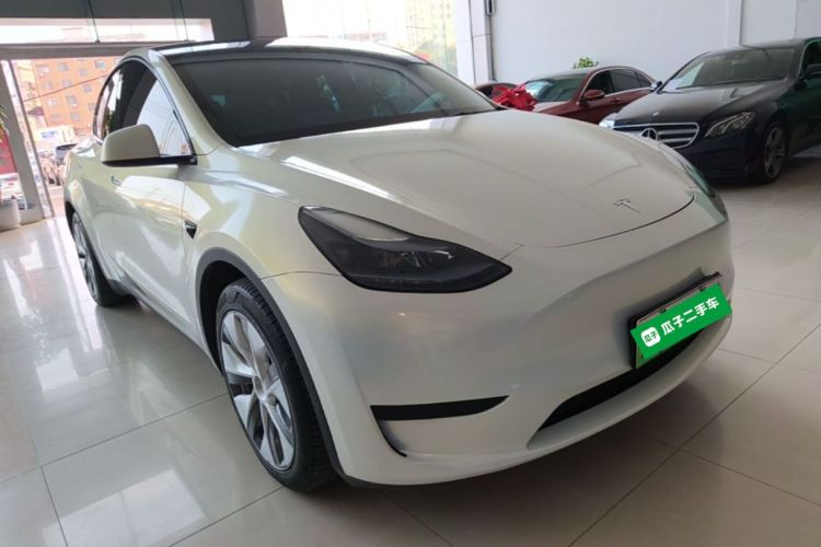Tesla Model Y 2022 car image #4