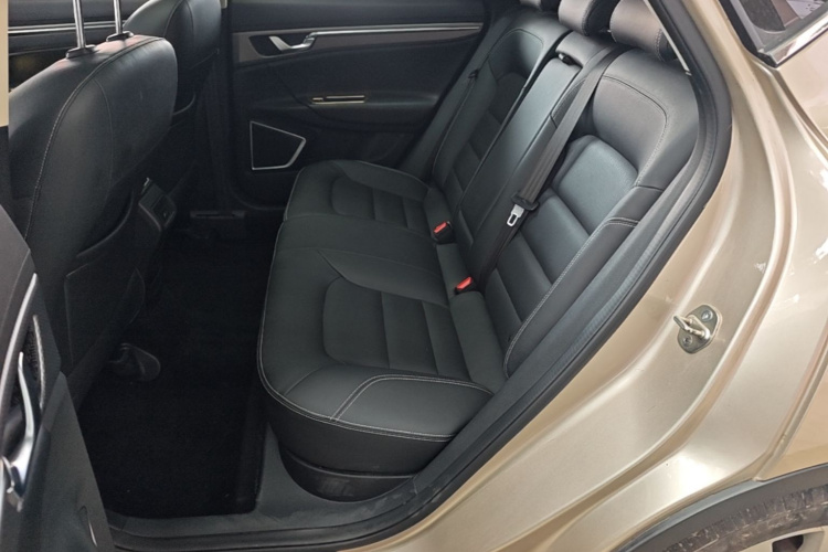 GEELY Emgrand GS 2017 image de voiture #13
