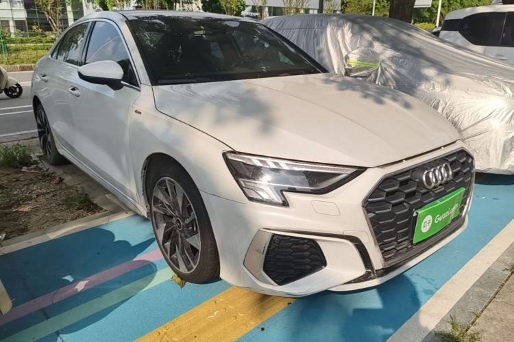 Audi A3 2024 immagine di auto #4