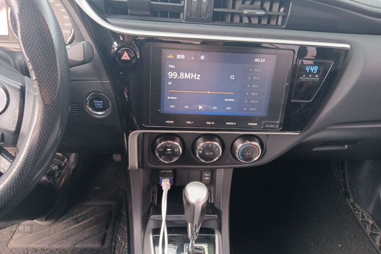 Toyota Corolla 2019 #15 Toyota Corolla 2019 car image #15