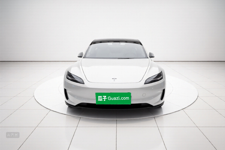 Tesla Model 3 2025 car image #3