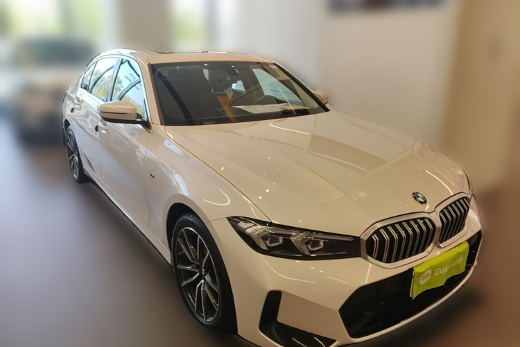 BMW 3 Series 2024 #4 BMW 3 Series 2024 car image #4