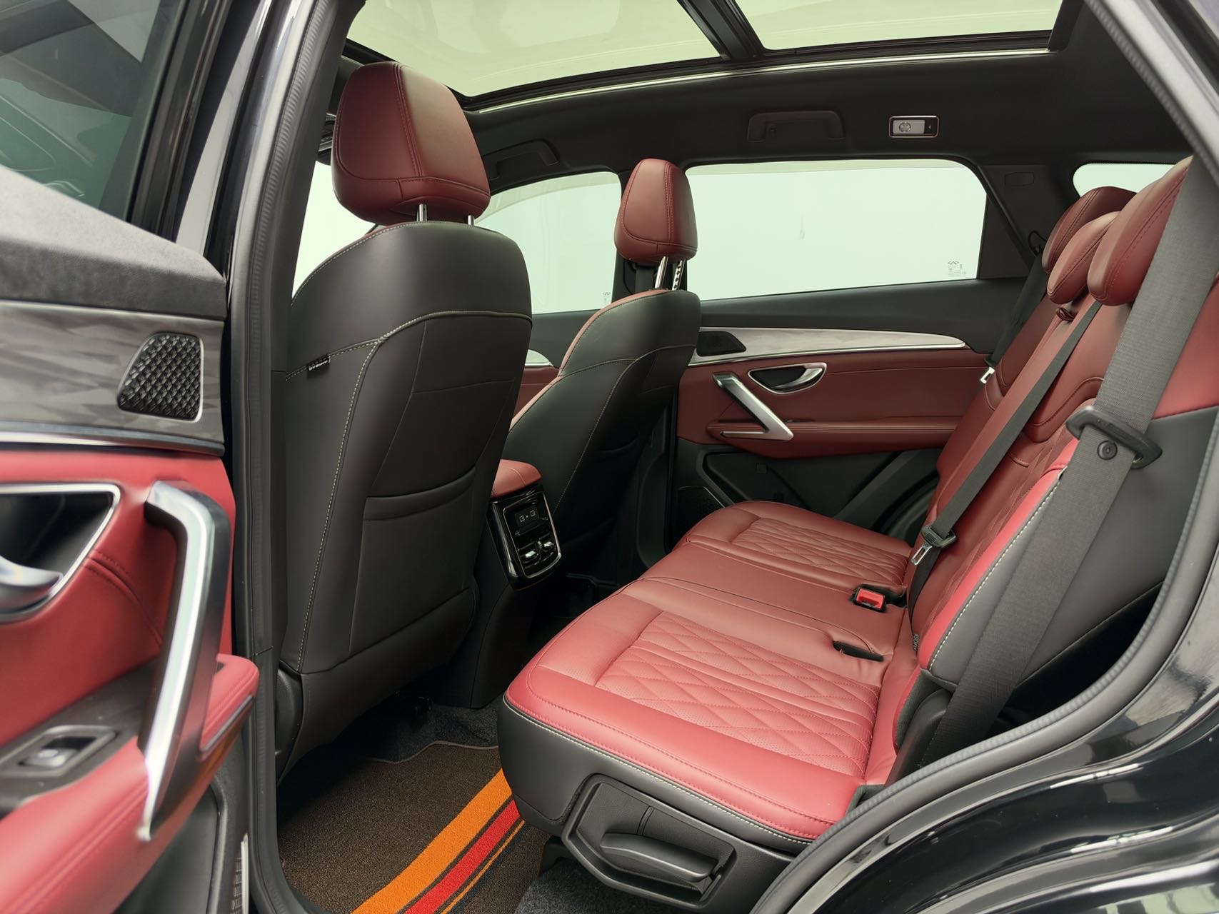 Jetour X70 PLUS 2023 #8 Jetour X70 PLUS 2023 car image #8