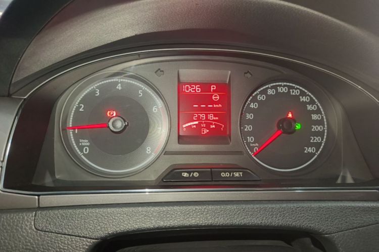 Volkswagen Santana 2017 car image #16